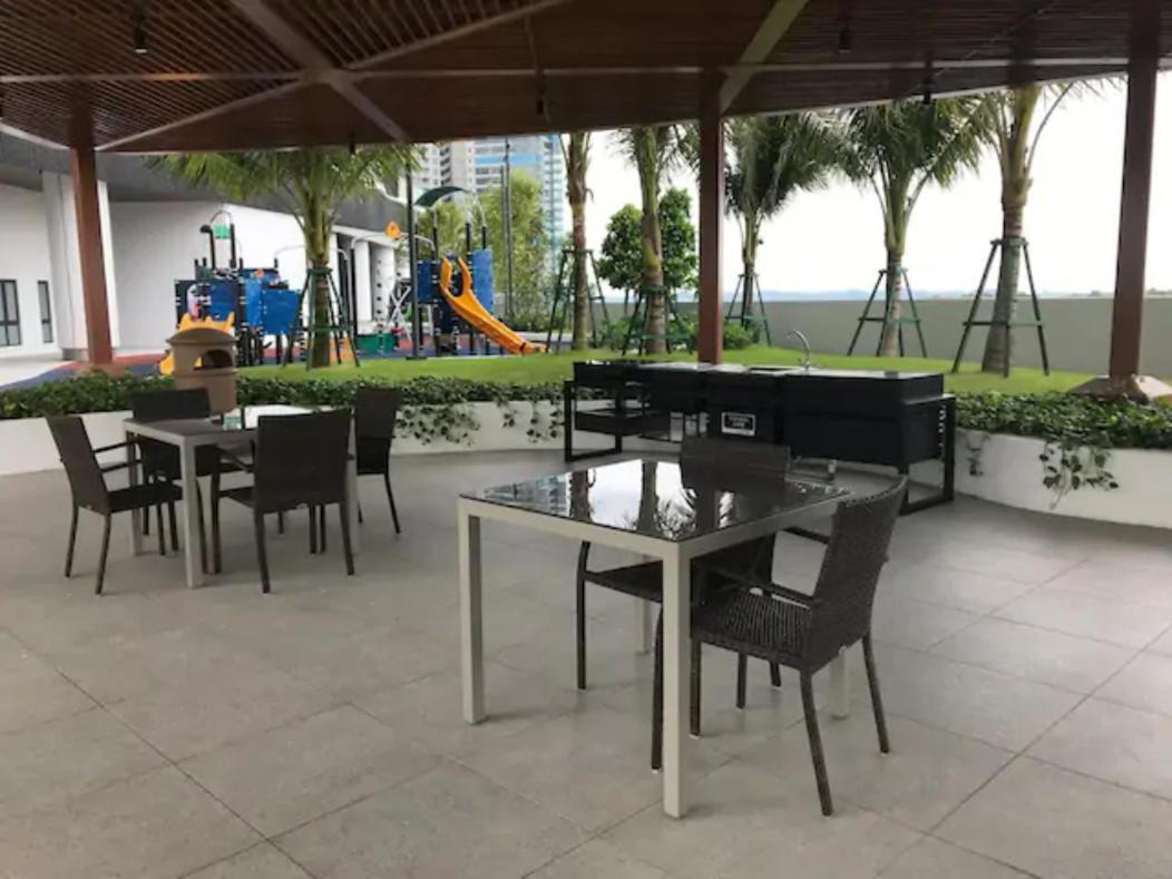 Almas Puteri Harbour Nusajaya Suite Room Exclusive Room 5 Min To Legoaland By Homespace Eksteriør billede